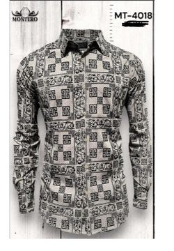 $20 2XL White/Blanca Camisa Vaquera Montero/ Cowboy Shirt