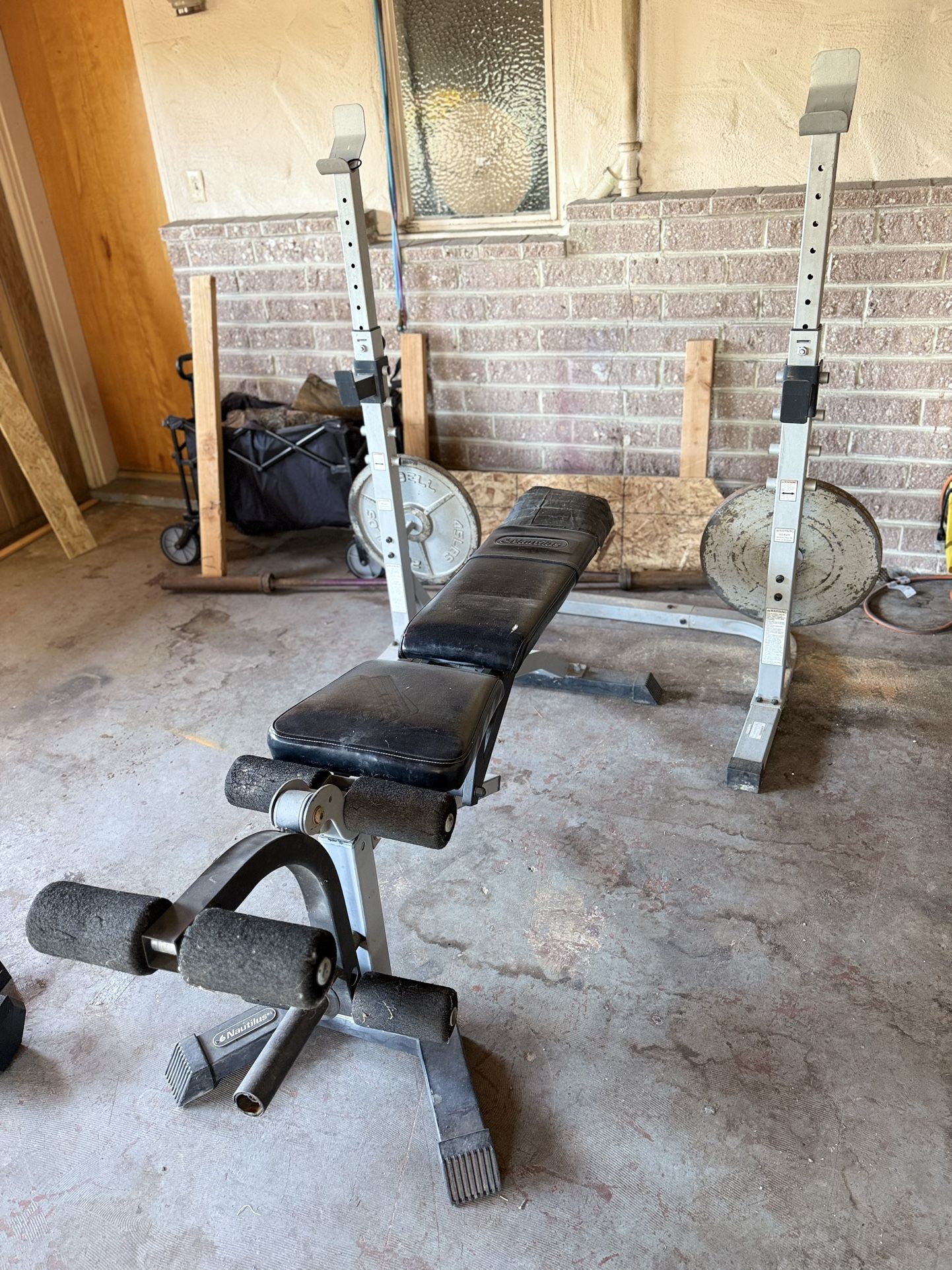 FREE Exercise benches ONLY FREE !!