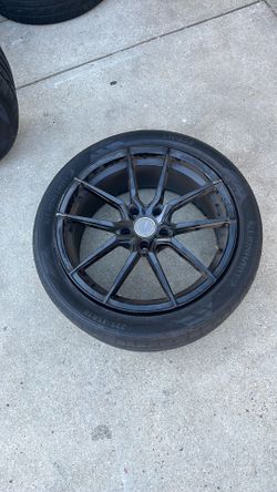 Lionhart tires