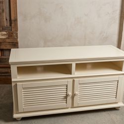 TV STAND CREAM WHITE 