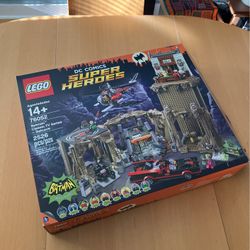 Lego Batman Batcave 76023