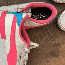 Women Puma Shoes Size 9