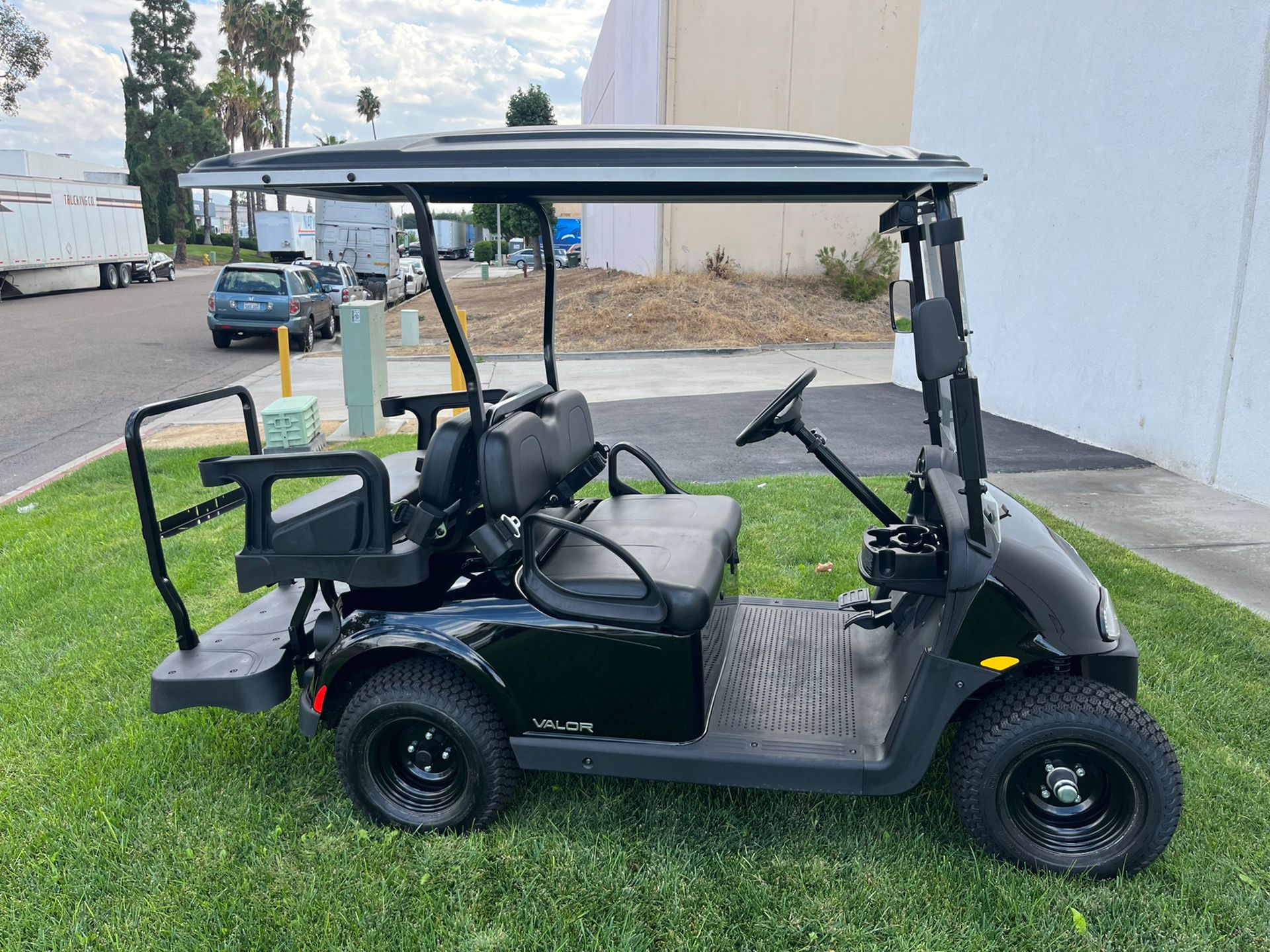 2023 Street Legal EZGO Valor Street Legal Golf Cart / LSV