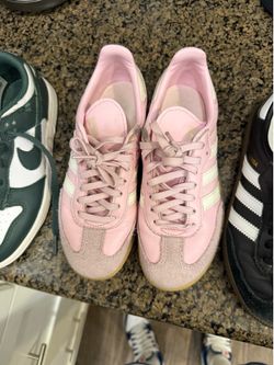 Kids shoes size 2.5