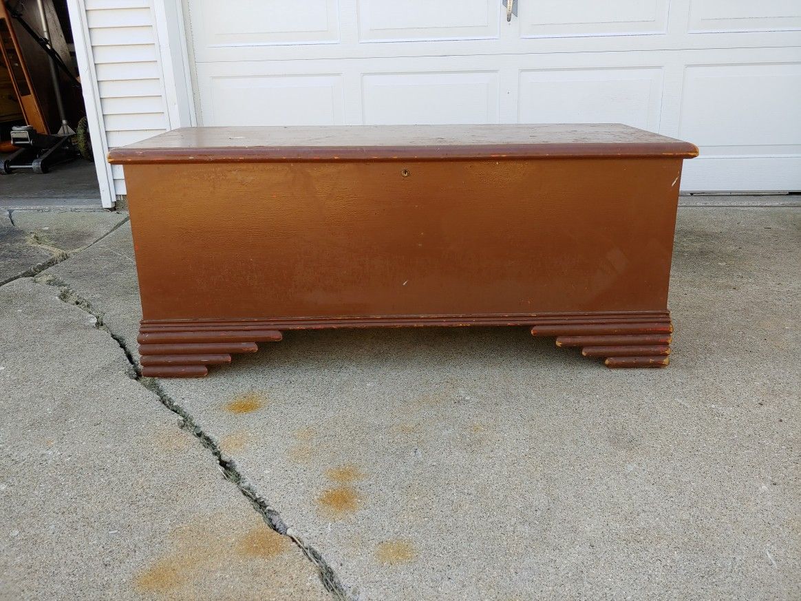 Standard Line Cedar Chest