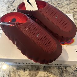 Minke Mind 001 Slide Team Red Men’s Size 11