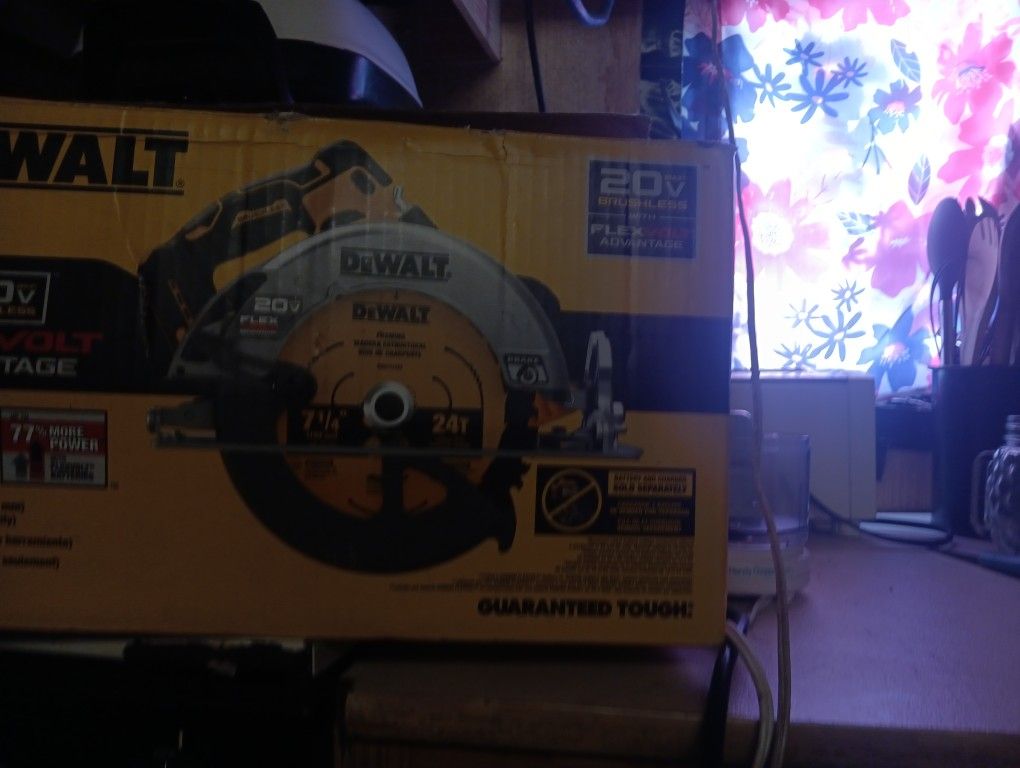 Dewalt Flex Volt Swer