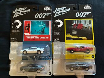 007 Johnny Lightning Diecast Cars