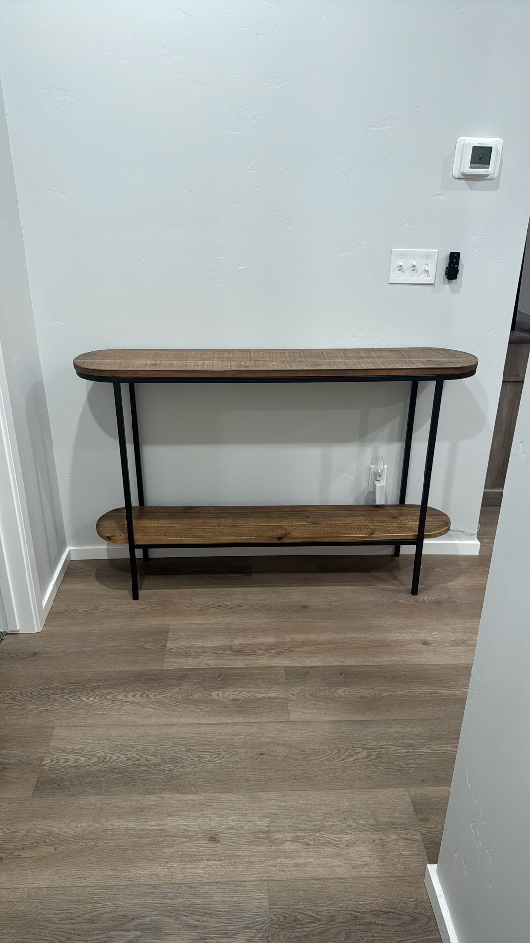 2-Tier Entryway/Hallway Table Console, Rustic Wood And Metal