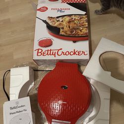 Betty Crocker  Pizza Cook. Quesadillas. Cookies 