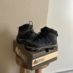 Kids Hiking Boots