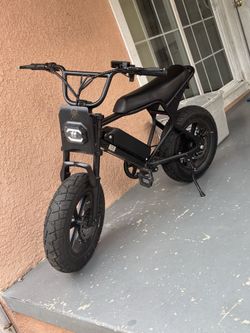 macfox m16 all black