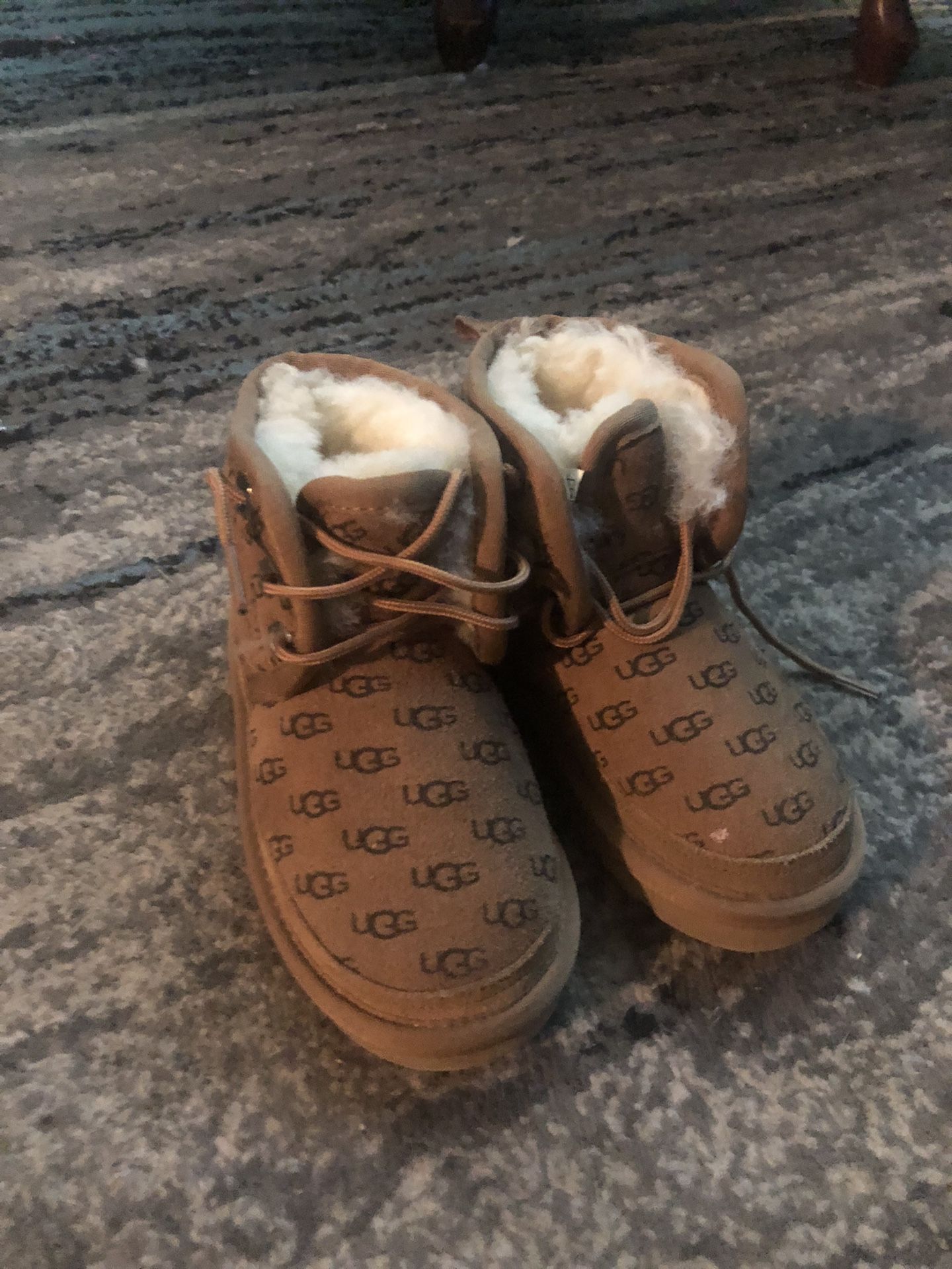 Little Girls Uggs Boots 