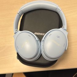 Bose Quiet Comfort Headphones 