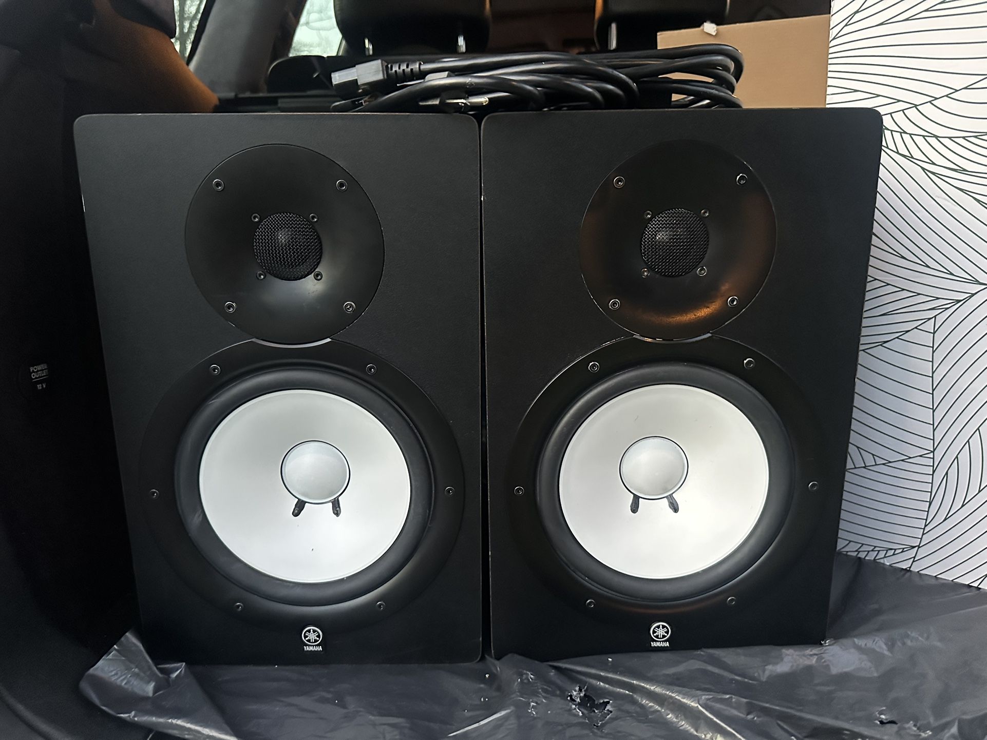 Yamaha HS8 HS 80M Pair Studio Monitor
