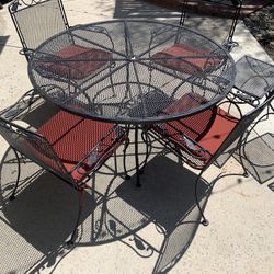 Wrought Iron Table N Chairs