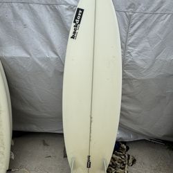 Surfboard 6”5 Fiberglass