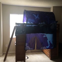 bunk bed (bottom bed included) 