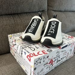 Dolce and Gabbana Serentos