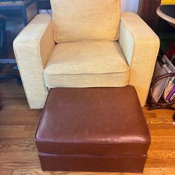 Modern Swivel Armchair + Matching Ottoman – Like New