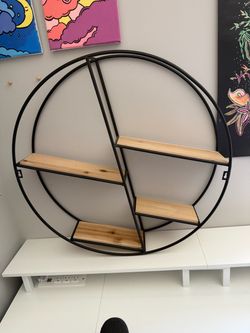 Decorative round shelves