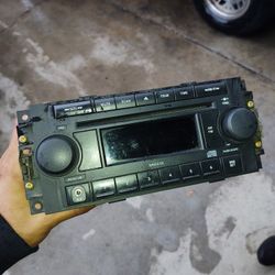2006 Dodge Ram Stereo 