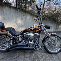 2001 Harley Davidson Softail Duece – FXSTDI