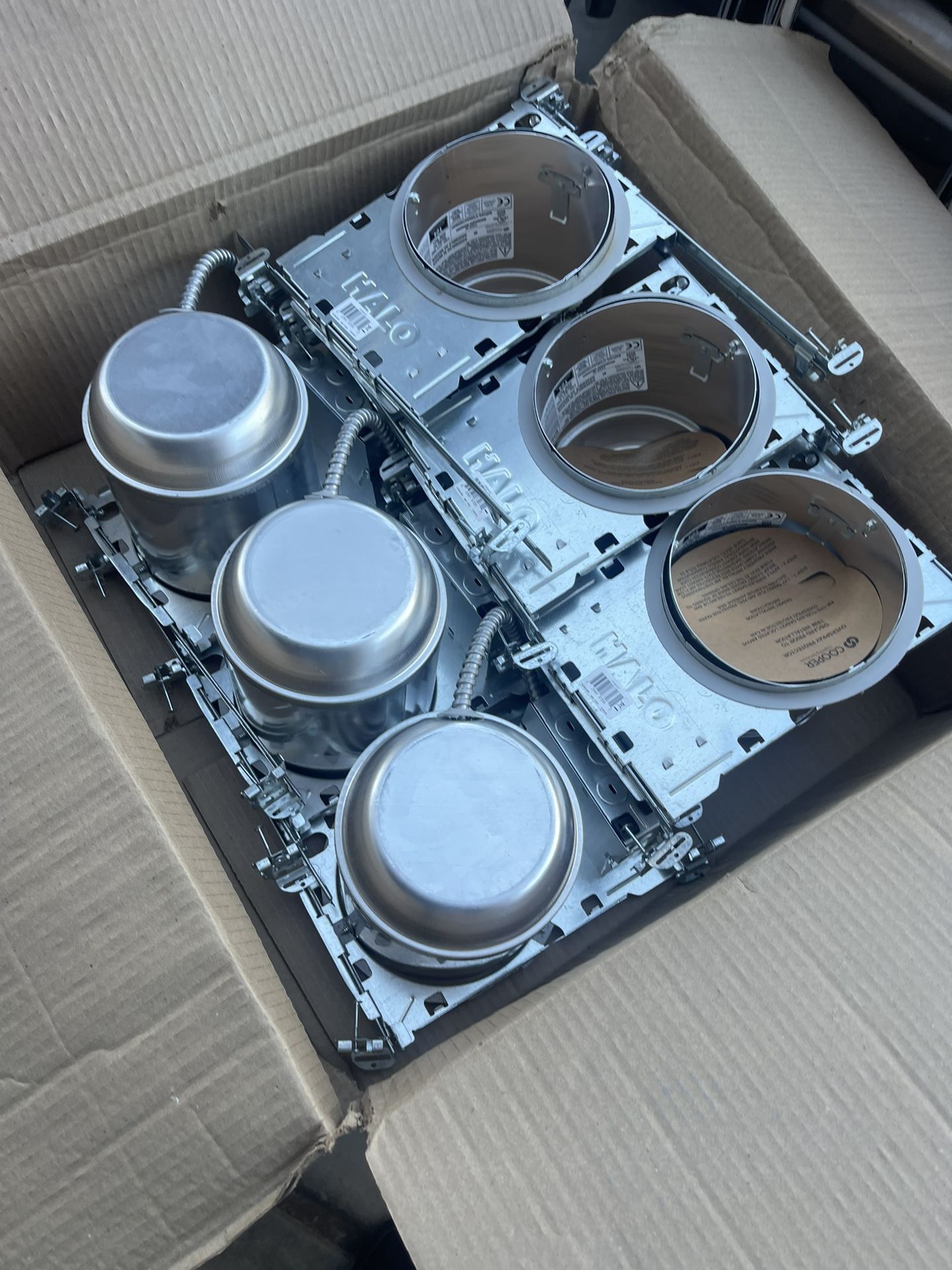 Lifting Housing Ceiling