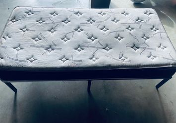 Twin bed