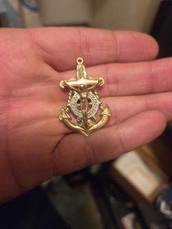 14k gold pendent white rode and reg gold