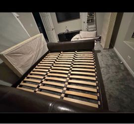 Queen size bed