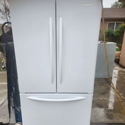 Kitchen Aid Fridge Plus Ice Maker