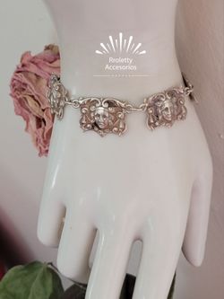 Sterling Silver 925 bracelet with faces design super Vintage