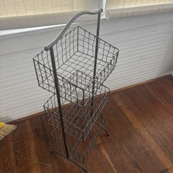 Metal Tiered Storage