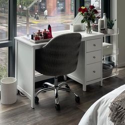 White Desk