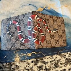 Gucci Snake Wallet 