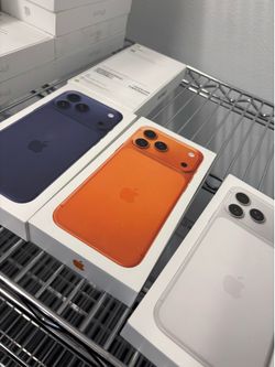 📱 Apple iPhone 17 Pro Max 256GB – Brand New & Factory Sealed 🔥