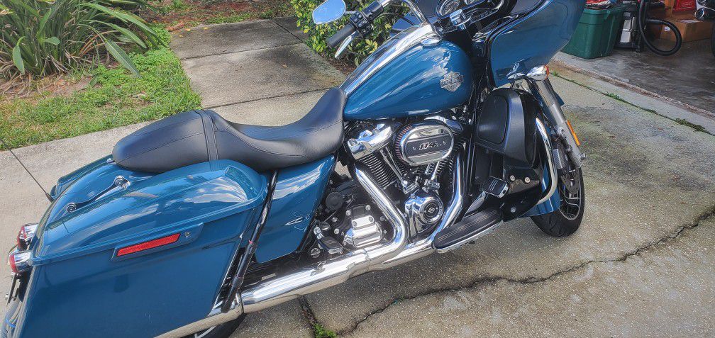 2021 Harley Road Glide Special 