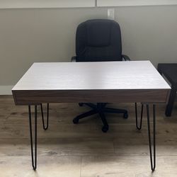 Mid Century Style Office Desk 