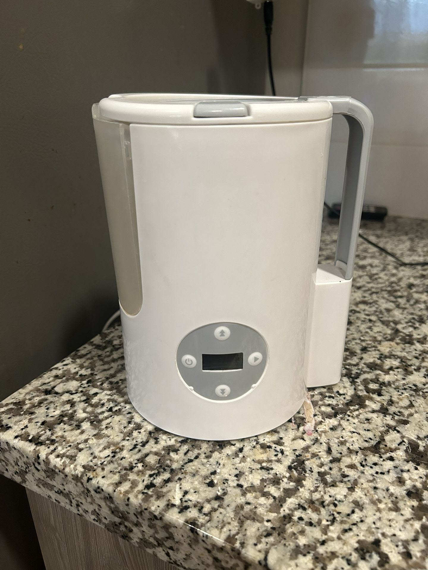 Munchkin Bottle Warmer