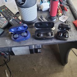 Ear Buds 