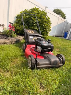 Self propelled lawn mower