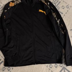 Puma Track large - Like New $8