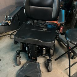 Electric wheelchair scooter