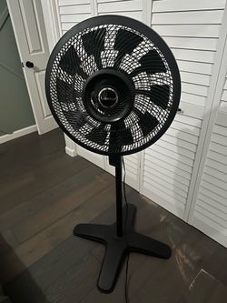 Lasko Pedestal Fan