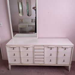 Mid Century Bedroom Set - Basic Witz