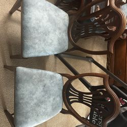 Dunkan Fife Table And Chairs 