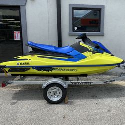 2021 Yamaha EX Deluxe Jet Ski With Trailer