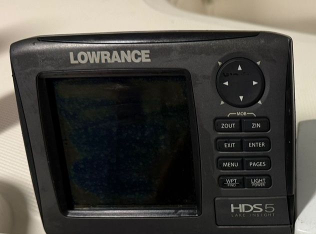 Lowrance HD 5 Lake Insight Chart plotter And Depth Finder 