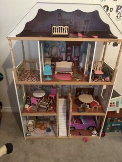 Kidcraft Doll House